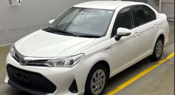 TOYOTA COROLLA AXIO HYBRID EX