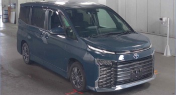 TOYOTA VOXY HYBRID S-G